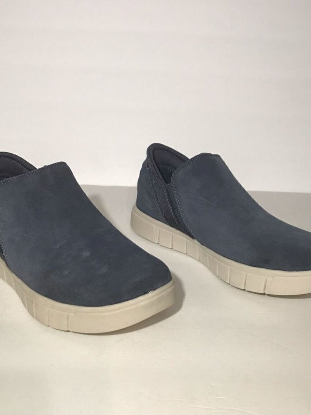 Ryka Hensley Zip Up Suede Leather Booties
